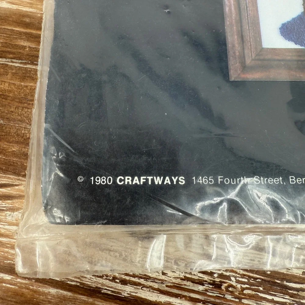 NEW Vintage‎ 1980 Craftways Needlepunch Embroidery Kit Teddy Bear with Balloons